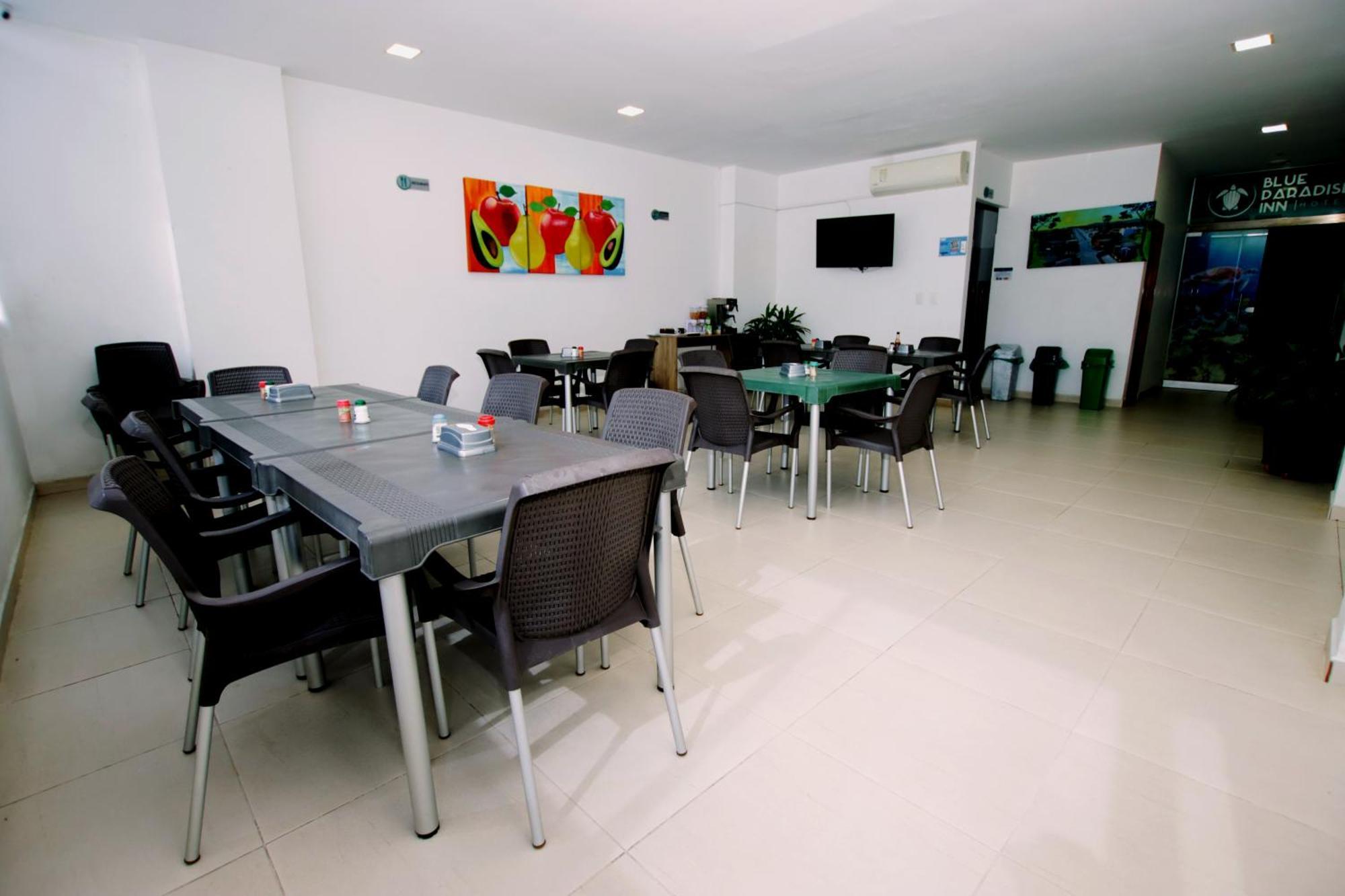 Hotel Blue Paradise Inn Turbo Екстер'єр фото